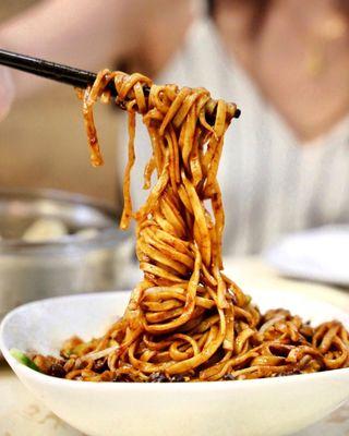 18. Zha Jiang Noodle