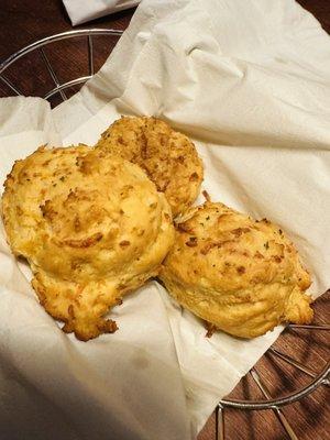 Cheddar Bay Biscuits