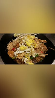 Pad thai chicken