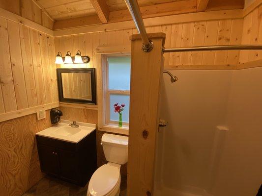 Deluxe Cabin Bathroom