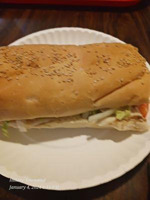 Half grilled chicken sub