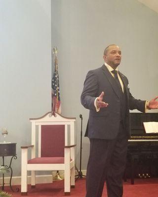 Senior Pastor Campbell, Jr.