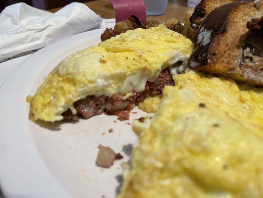 Hash and cheese omelette was very good!