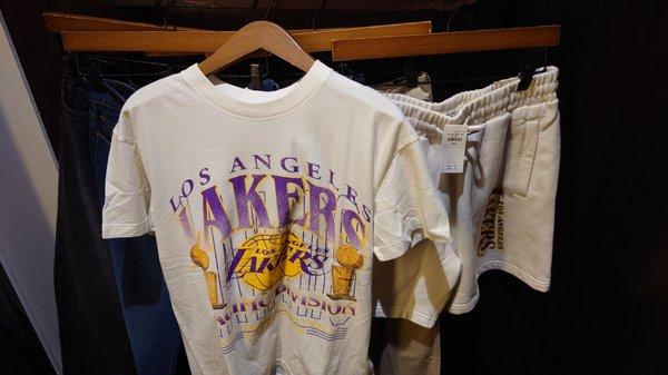 Go Lakers!