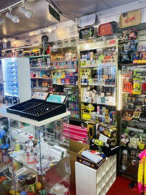 Smoke shop !!!