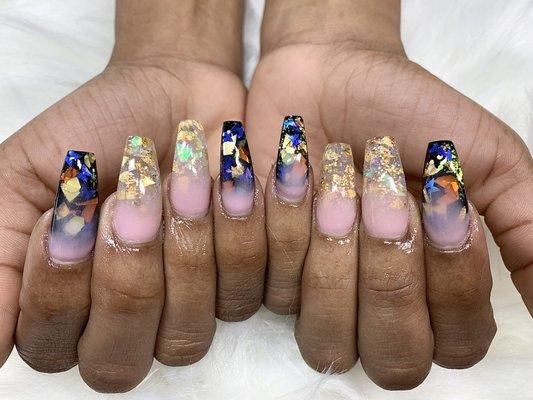 Acrylic nails with design