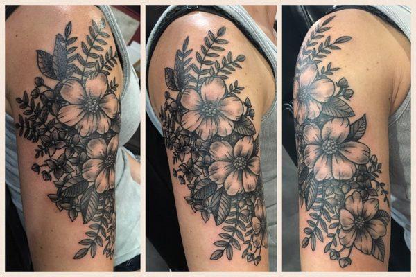 Antique flowers by Tanna Hill @ the Beesnest Tattoo