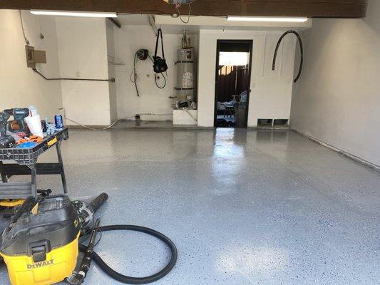 I'd been wanting to epoxy my garage forever Thanks to OC Junk Hauling getting rid of all the trash from my remodel I finally could.