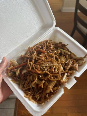 Chicken lo mein