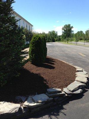 Mulch/plant install