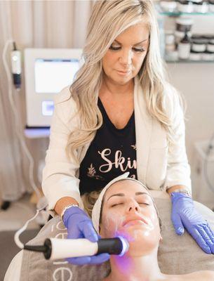 GENEO facial ! A must facial for all the BRIDES out there! You will have the best make up application and amazing glow.