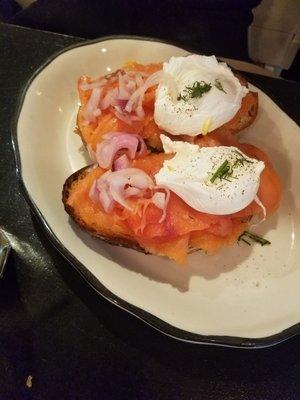 Can't go wrong with the salmon toast, loaded with salmon!