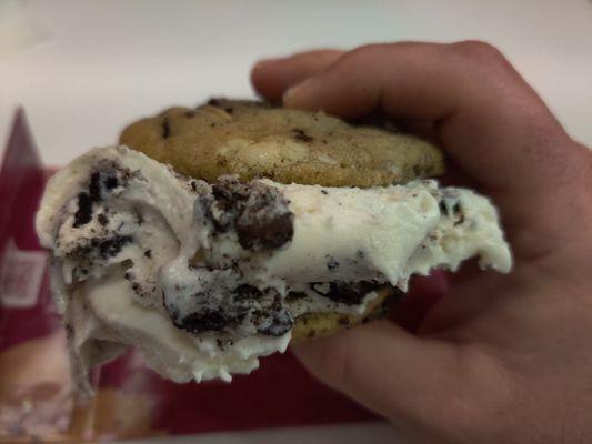 Cookies and cream cookie with cookies and cream ice cream.