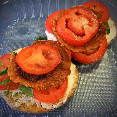 Tiburon Bagel with Tomato, Basil and Bacon