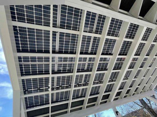 Bifacial solar panels