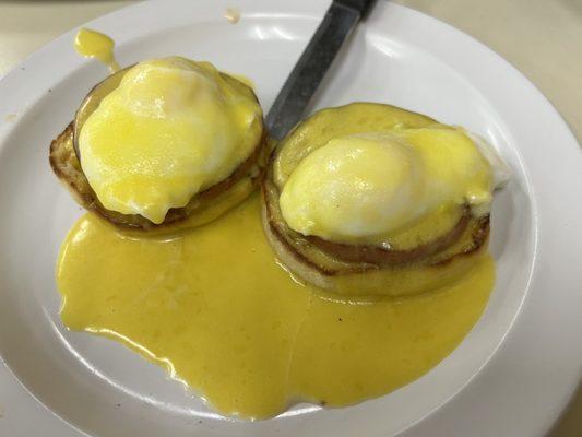 Eggs Benedict