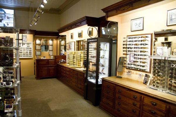 50% of our store is dedicated to sunglasses. 
 Ray-Ban, Maui Jim, Costa, Smith, Gucci, Kate Spade, and many more!