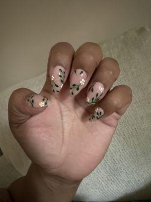 Full set nails with design