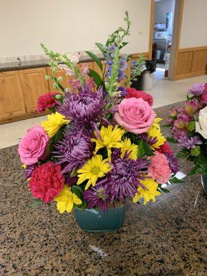 Flower arrangement - medium