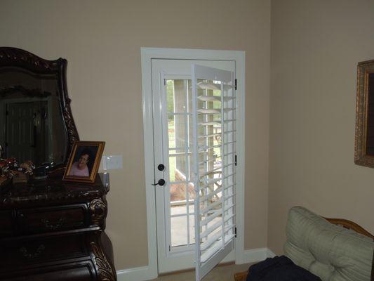 Knock, Knock! Who's there? Premium Wood Plantation Shutters