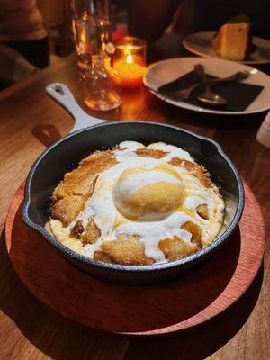 Brown butter chocolate chip cookie skillet