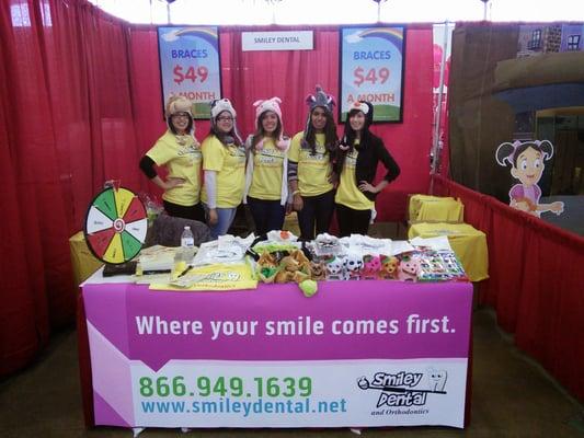 Smiley Dental at Univision Festival