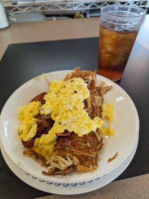 Bacon, egg, and cheese hashbrown bowl