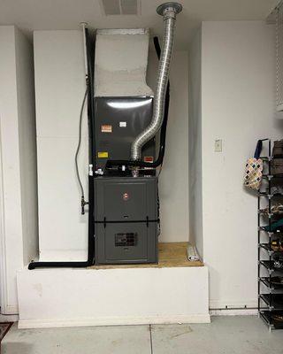 Gas Furnace 16 SEER