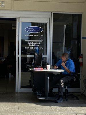 Service Center Hours 7am-7pm Mon-Sat