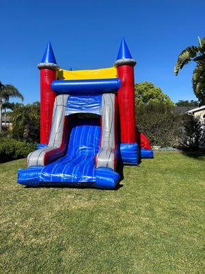 The kids loved this bounce house!