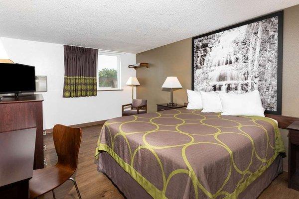 Super 8 By Wyndham Missoula/Brooks Street