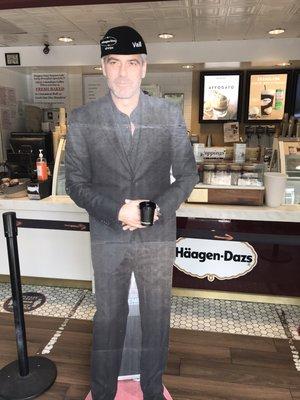 The people you meet at a Häagen-Dazs