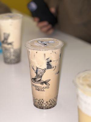 Roasted Oolong Milk Tea w mini boba and grass jelly