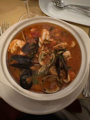 Cioppino at its best!