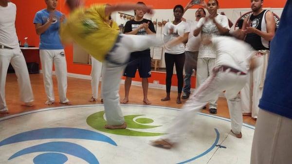 Capoeira Mandingueiro (2014)