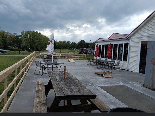 Who is ready for outdoor sitting and cornhole? Heartland Sports Pub has a new patio just in time for beautiful weather!