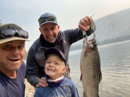 4.5lb trout landed at Lake Mary near Mammoth Lakes, CA