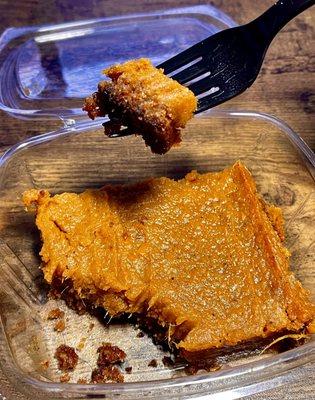 sweet potato bar dessert - awesome - silky smooth sweet potato topping with a crispy crunchy cookie bottom!