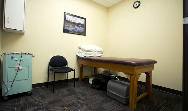 Private evaluation rooms used for evaluation and treatment when appropriate