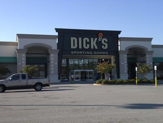 DICK'S Sporting Goods