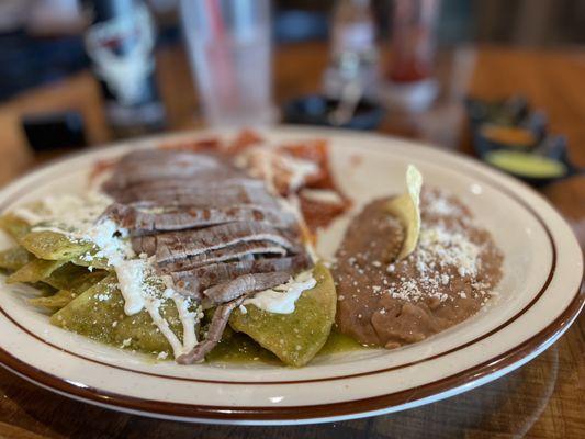 Chilaquilles con salted carnes