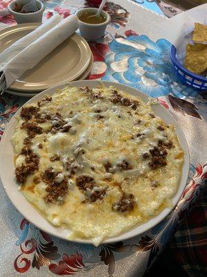 Queso Fundido con Chorizo