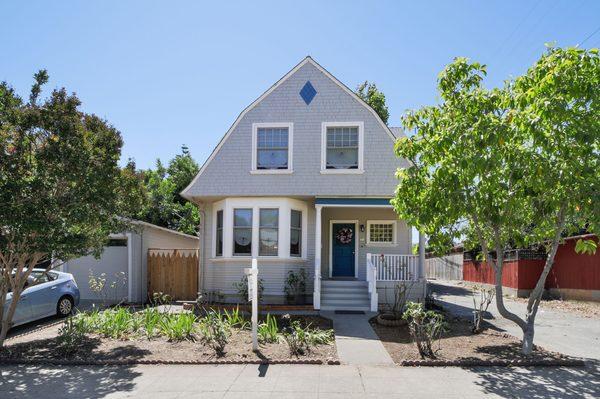 515 El Dorado St. Vallejo- just listed at $550k, call us to schedule a private showing!