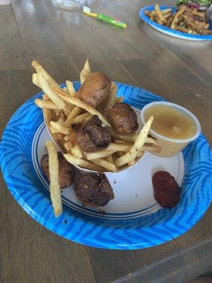 Kid's 4 Mini Corn Dog Meal