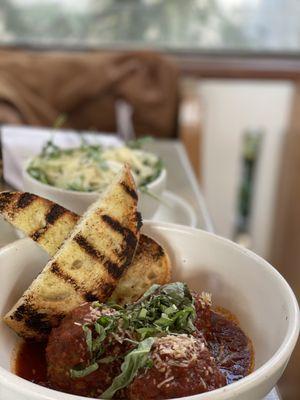 Tower 12 Italian Meatballs and Arugula Fennel Salad with garlic bread