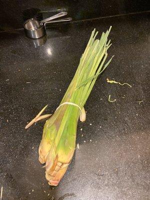 This is the freshest tastiest lemongrass I have ever seen