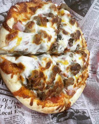 Pizza with sausage