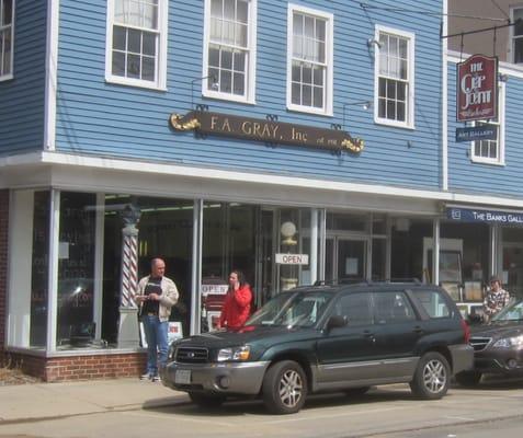 The Clip Joint's new home on Daniel St.