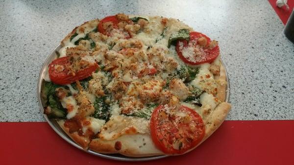 My Alfredo spinach, chicken, tomato pizza