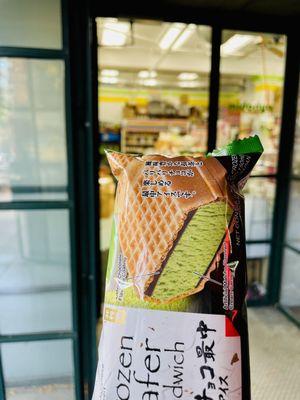 Green tea ice cream wafer